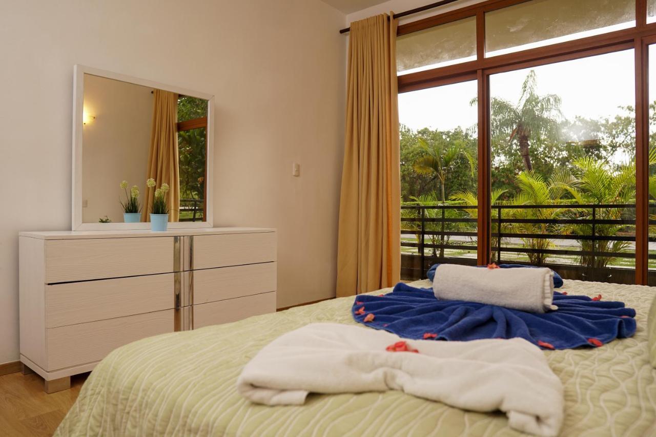 Sybaris Suites & Residences خوان دوليو المظهر الخارجي الصورة