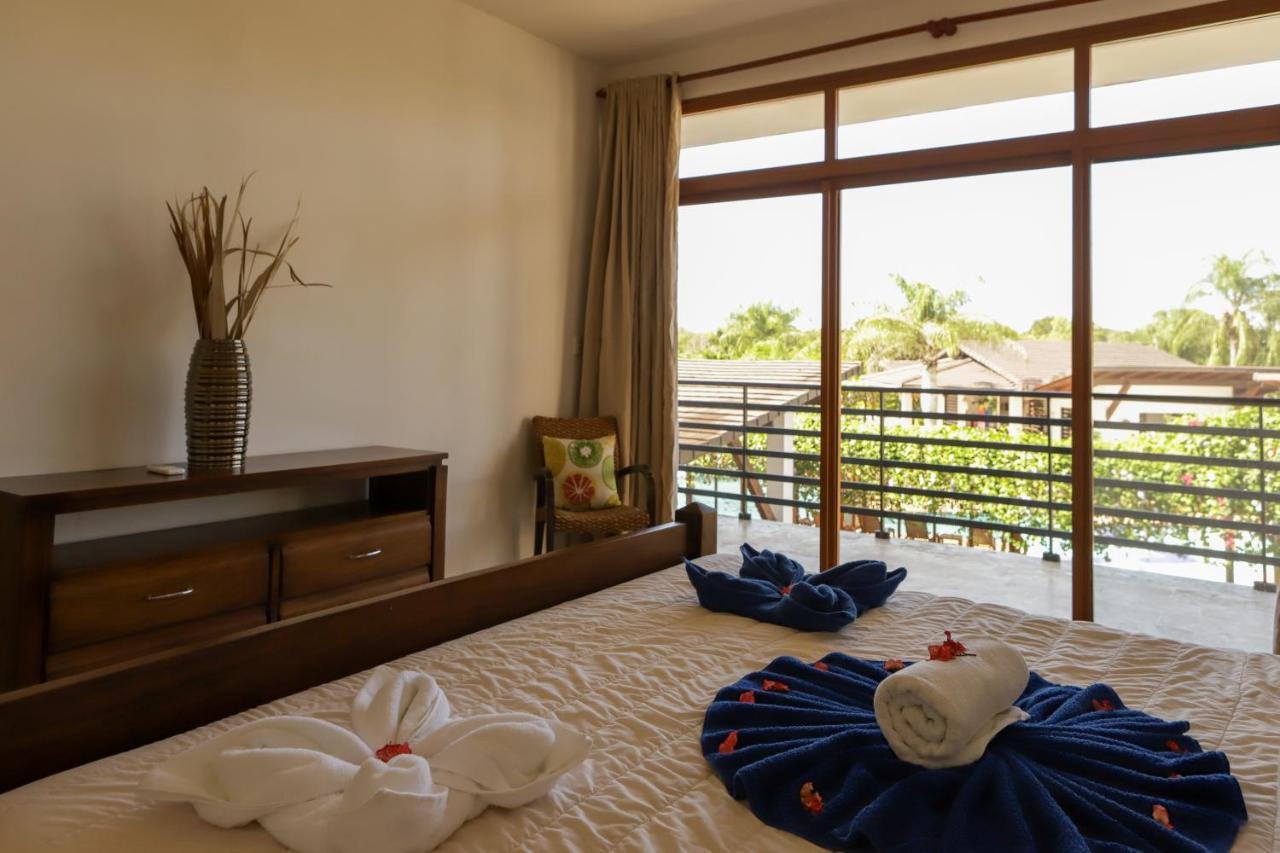 Sybaris Suites & Residences خوان دوليو المظهر الخارجي الصورة